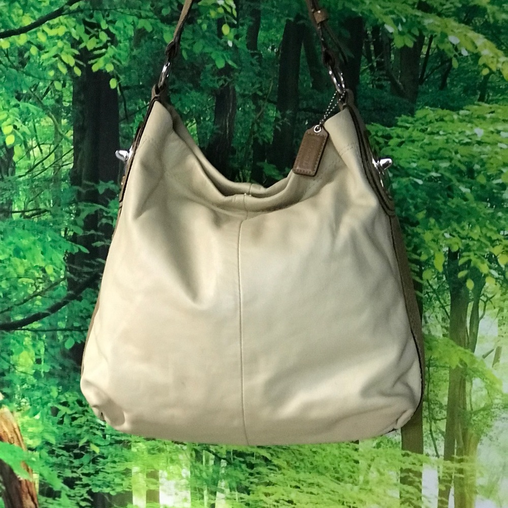 Coach cream leather purse.